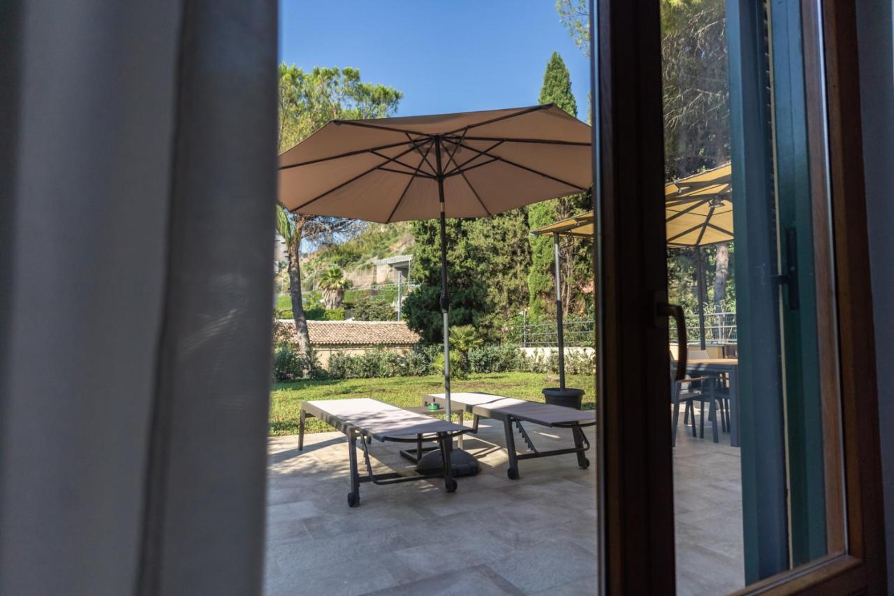 Teo House Beach Taormina Exterior foto